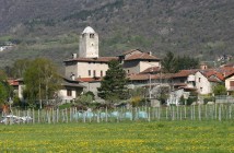 Castello_di_Bruzolo_visto_da_sud-est