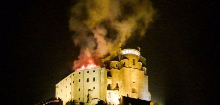 Incendio alla Sacra di San Michele: chiediamo chiarezza